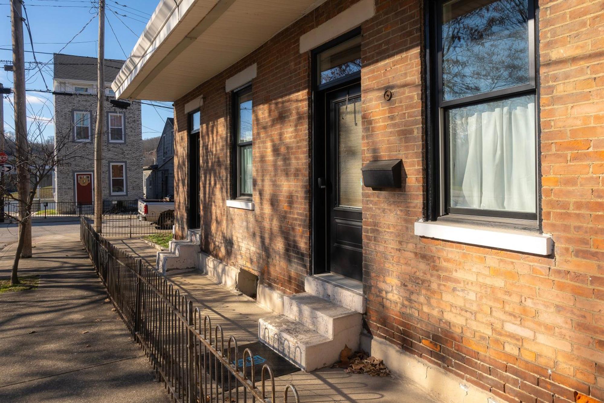 Villa The Corner Brick House Covington Exterior foto